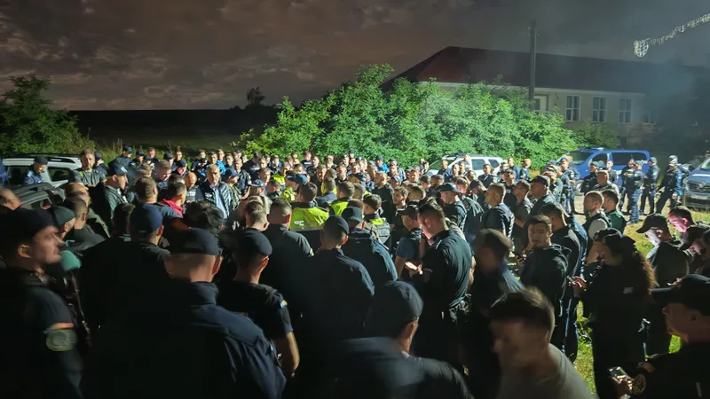 Mobilizare de amploare în Mureș. Poliția îl caută pe bărbatul care și-a ucis iubita de 23 de ani - Foto: Poliția Română