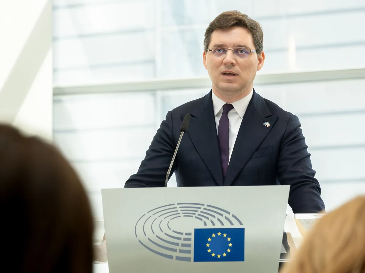 Victor Negrescu cere accelerarea aderării Moldovei la UE după victoria lui Peter Magyar în Ungaria