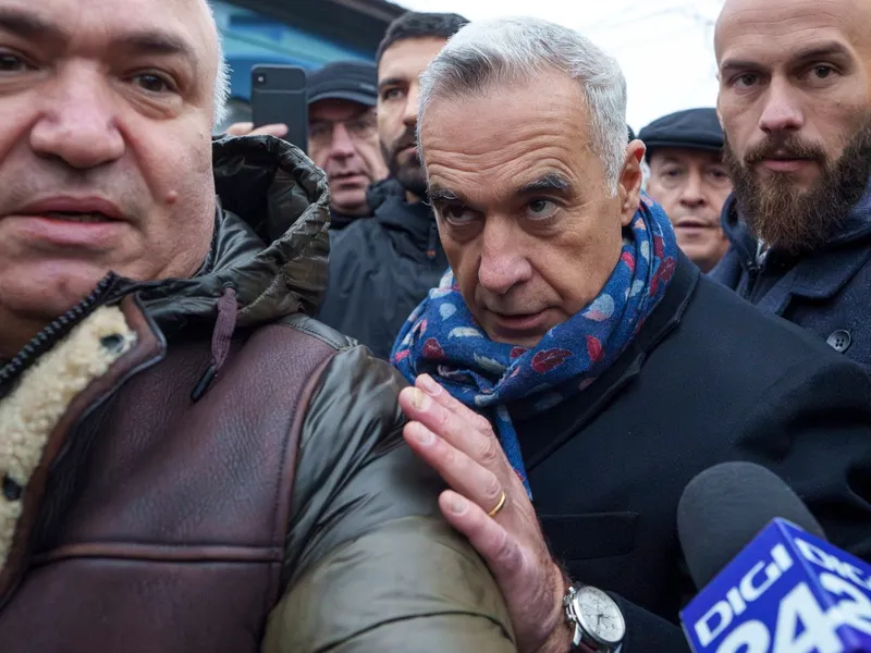 Călin Georgescu, alături de un extremist judecat pentru incitare la ură: „Să ne asumăm istoria" - Foto: Profimedia images