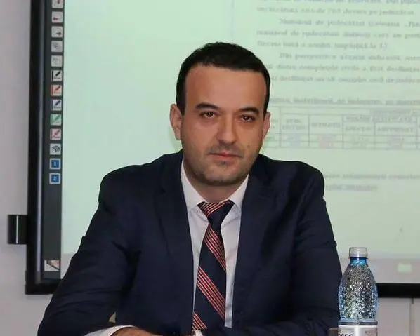 Șeful CSM explică de ce a cerut majorarea salariilor unor magistrați cu 25%/FOTO: Facebook/Bogdan Mateescu