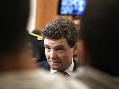 Nicuşor Dan, la şedinţa solemnă a Parlamentului, de învestire în funcţie - Foto: INQUAM PHOTOS/Codrin Unici