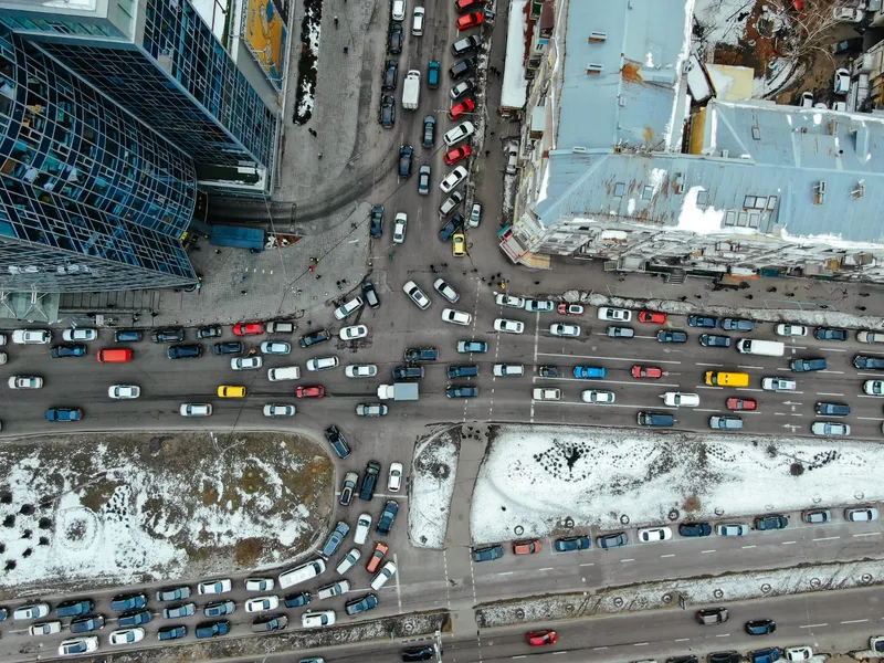 Românii vor plăti și 1.900 lei impozit pentru acest tip de mașină. De când intră în vigoare măsura? foto: Freepik (fotografie cu caracter ilsutrativ)