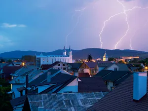 METEO Cod Galben de grindină, ploi şi vijelii, în mai multe judeţe. Urmează fenomene periculoase - Foto: Pexels/Sebastian Balog