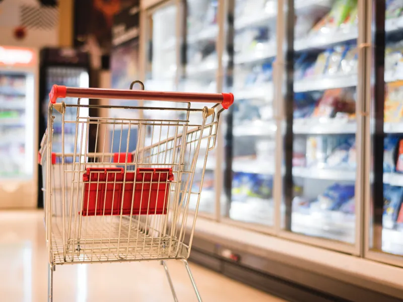 O tartă cu rubarbă și căpșuni retrasă dintr-un supermarket Kaufland - Foto: Freepik.com