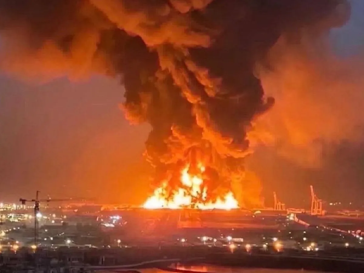Război total în Orientul Mijlociu. Iranul atacă furibund în Israel. Explozii la Dubai. SUA bombardează Iranul