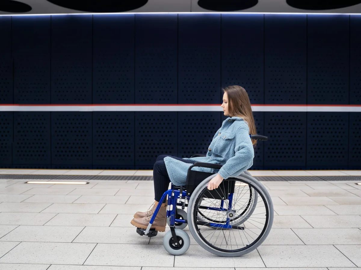 Mesajul primit de o persoană cu handicap. „Asigurați-vă că nu aveți datorii”. Ce se întâmplă dacă nu plătești