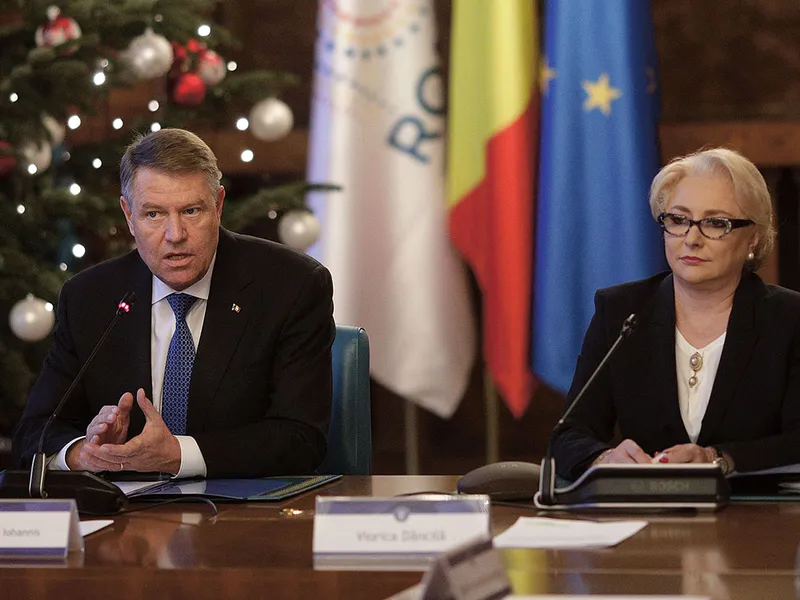 Președintele Klaus Iohannis și premierul Viorica Dăncilă la ședința de guvern, 20 decembrie 2018 - Foto: INQUAM PHOTOS/ Octav Ganea