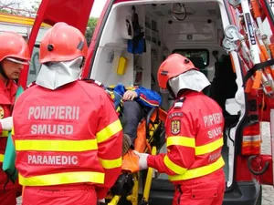 3 morți și 8 răniți în urma unui accident între un microbuz și un autoturism în județul Galați - Foto: Profimedia images