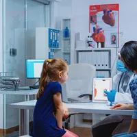 Copiii se pot infecta în colectivitate dacă nu țin seama de unele reguli de igienă Foto: Freepik.com - rol ilustrativ