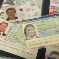 Brad Pitt, mutat în Sectorul 3 din București de regele falsificatorilor de acte din Europa Foto: El Pais