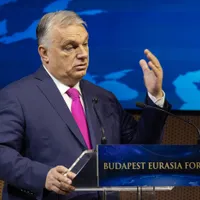 Viktor Orban: "Războiul e iminent. Rachetele Rusiei pot lovi în orice țară de lângă Ucraina" - Foto: Profimedia images