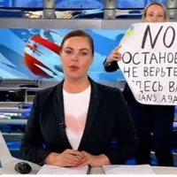 Jurnalista care a protestat la TV în Rusia împotriva războiului, condamnată la 8,5 ani de închisoare - Foto: Twitter/nexta