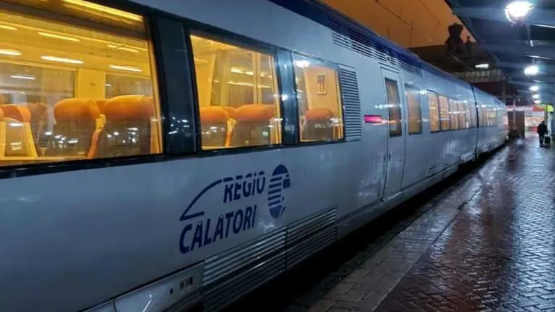 Trecerea la ora de iarnă înseamnă 61 de ore de întârziere într-o noapte pe căile ferate române. Foto Club Feroviar