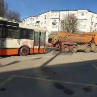 O primărie a cumpărat troleibuze de 81.000 de euro - Foto: vremeanoua.ro