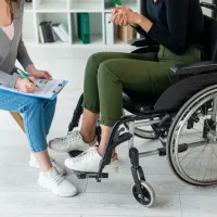 Persoană cu handicap - Foto: Magnific (Imagine cu rol ilustrativ)