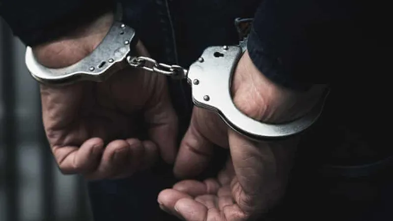 Un pedofil a fost arestat, după ce a convins zece minore să-i trimită imagini porno cu ele/FOTO: Pixabay