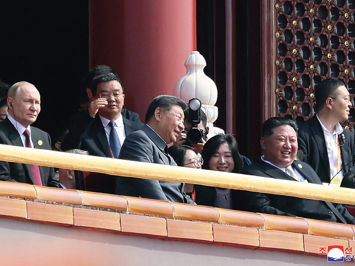 Vladimir Putin s-a simțit încurajat să intensifice bombardamentele asupra Ucrainei după parada de la Beijing, într-o sfidare la adresa lui Donald Trump - Foto: Profimedia Images