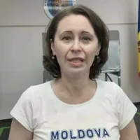 O femeie a mers pe jos 1.300 de kilometri pentru a participa a putea vota la alegerile din R.Moldova - Foto: Facebook