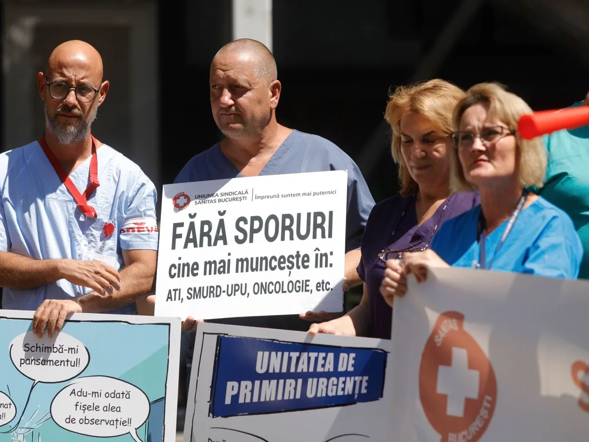 SANITAS întrerupe greva și solicită reluarea negocierilor pentru legea salarizării