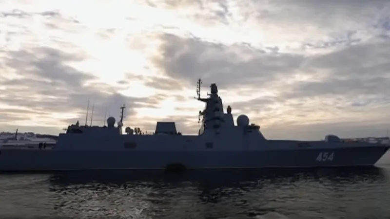 Fregata rusă Amiral Gorşkov, exerciții în largul coastelor sud-africane. Va trece prin Marea Neagră - FOTO: YouTube/lamarga
