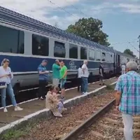Românii care vor fi dați jos din trenurile CFR dacă fac acest lucru banal. Ce spune regulamentul? - Foto: Arhiva