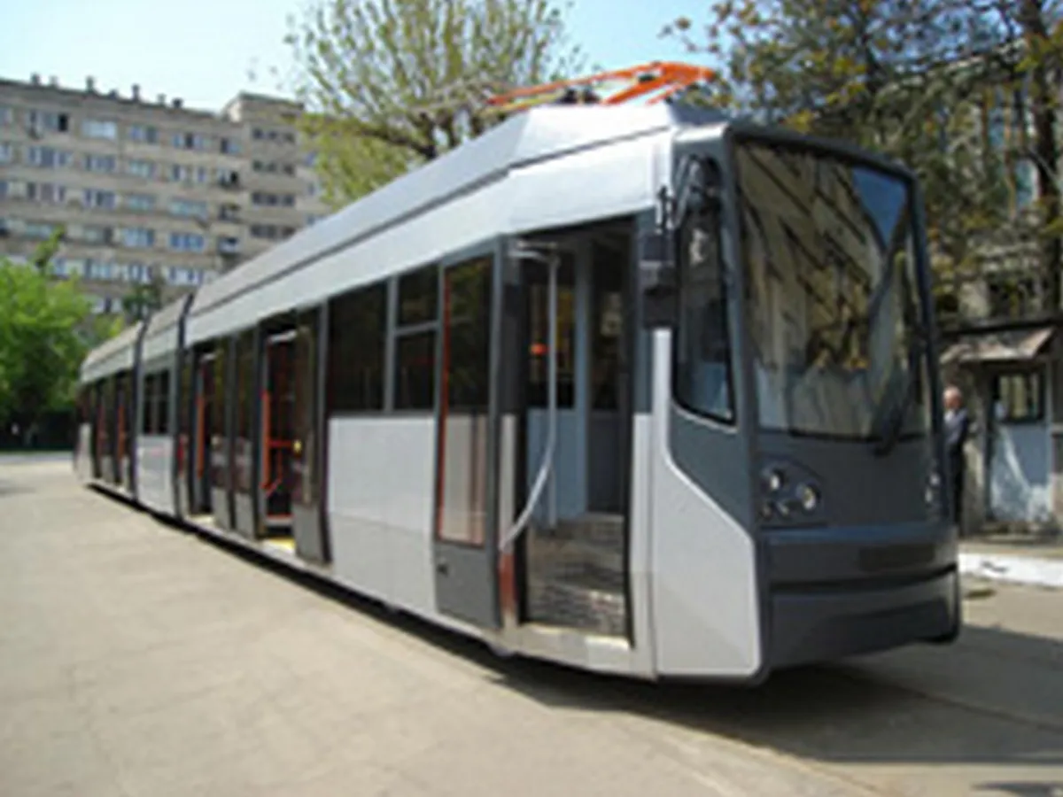 Primul tramvai Bucur LF făcut în 2007Foto: STB