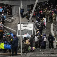 Aproximativ 150.000 de persoane, evacuate prin coridoare umanitare din calea războiului din Ucraina. / Foto: newsnpr.org