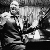 Duke Ellington, în iulie 1973, în New York, cu un an înainte de moartea sa, la vârsta de 75 de ani