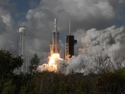 Rachetă SpaceX Falcon - Foto: Profimedia Images (Imagine cu rol ilustrativ)