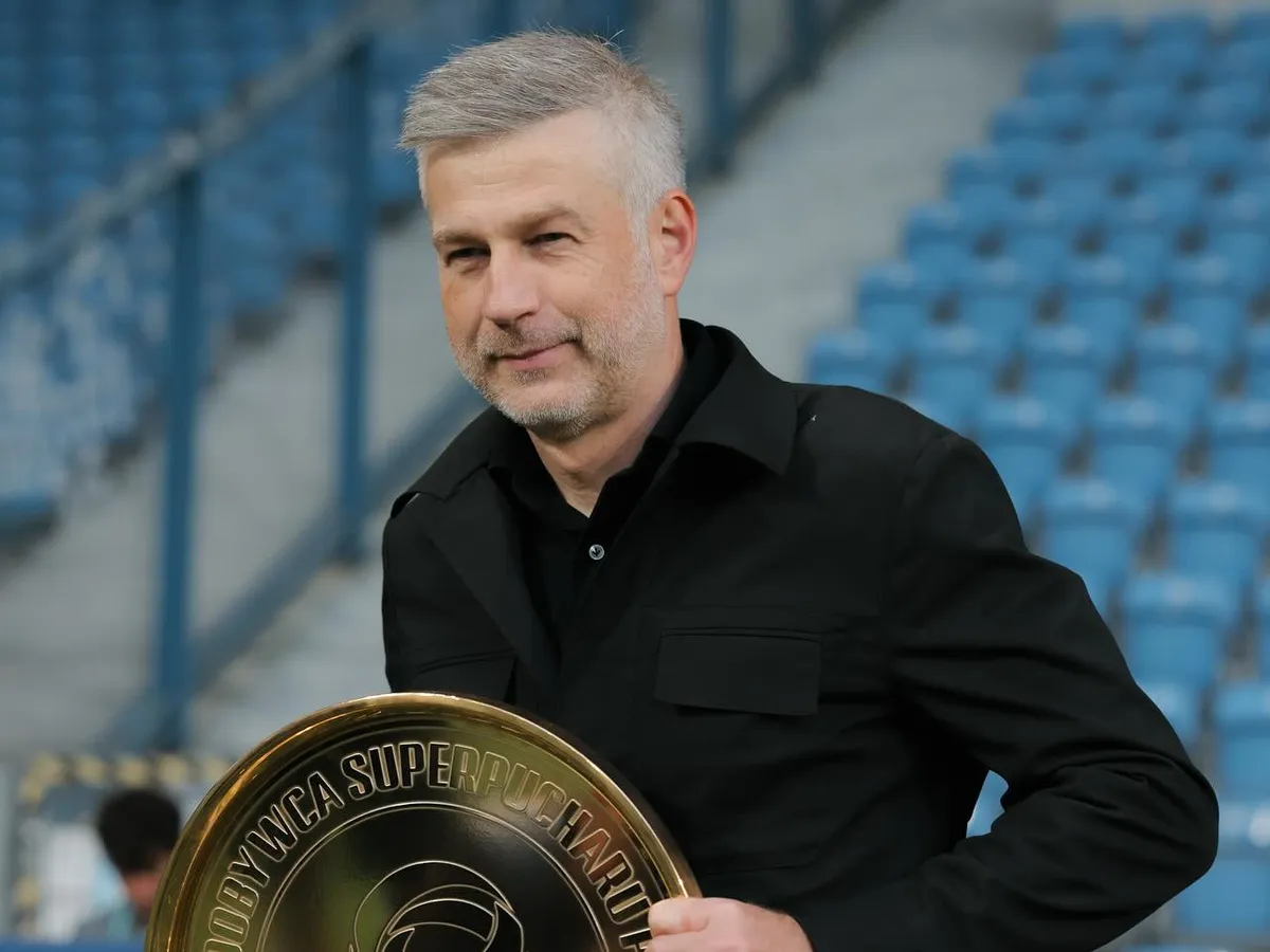 Edward Iordănescu a demisionat din funcţia de antrenor al echipei poloneze de fotbal Legia Varşovia