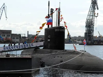 Alertă în Mediterană. Submarin rusesc plin cu rachete Kalibr, detectat în Strâmtoarea Gibraltar - Foto: Profimedia images