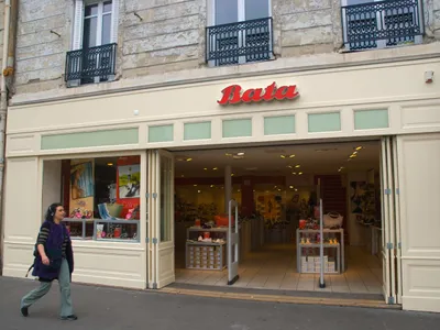 Magazin Bata - Foto: Profimedia Images (Imagine cu rol ilustrativ)