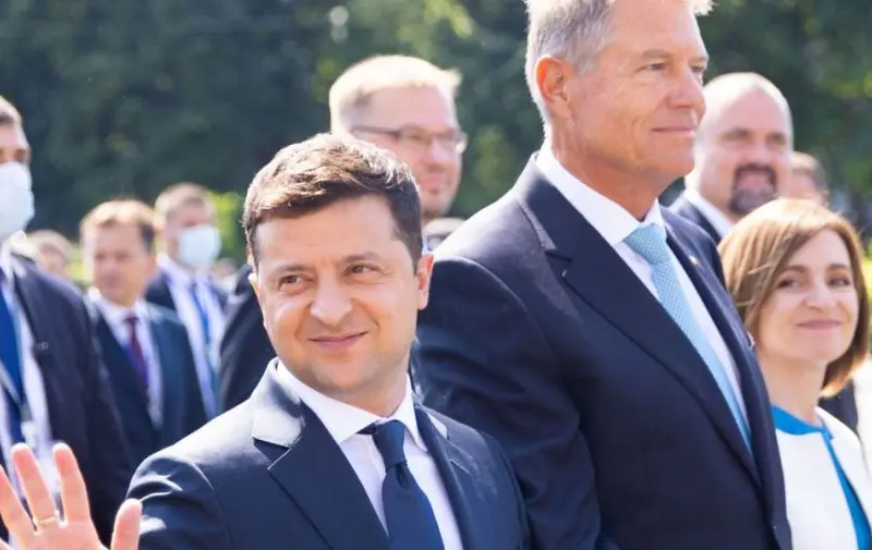 Volodimir Zelenski și Klaus Iohannis, președinții Ucrainei și României/ FOTO: realitatea.md