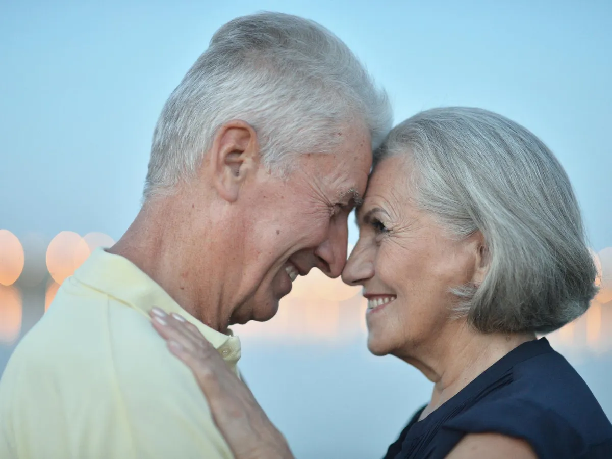 Cum poți obține un venit în plus la pensie de sărbători. Pensionarii cu bani puțini au un ajutor Foto: Freepik (fotografie cu caracter ilustrativ)