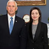 Vicepreședintele Statelor Unite, Mike Pence, s-a întâlnit miercuri cu prim-ministra Republicii Moldova, Maia Sandu și cu ministrul de Interne Andrei Năstase/Foto: Realitatea.net