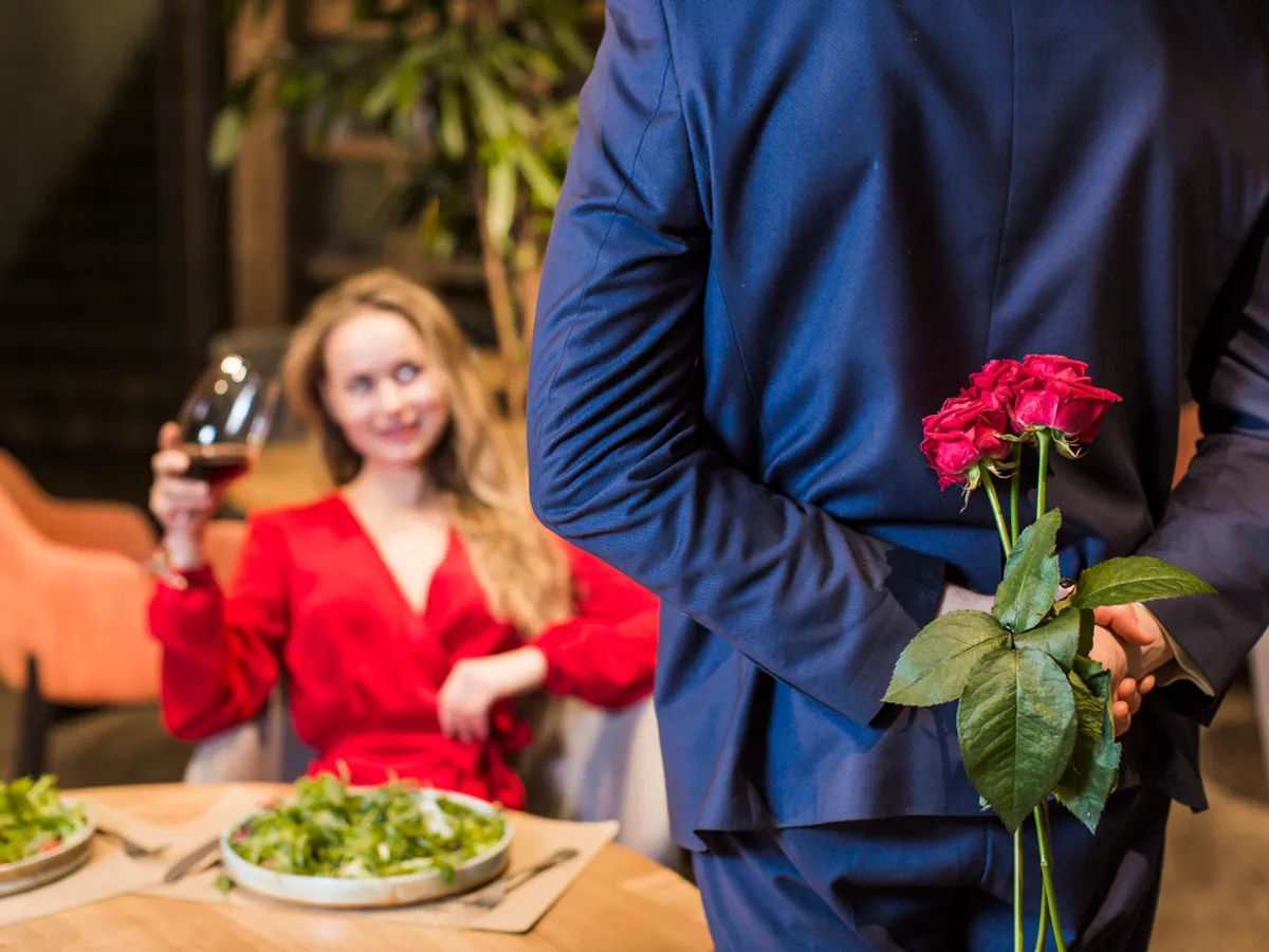 Vrei să-ți surprinzi jumătatea cu o cină romantică de Ziua Îndrăgostiților? Pregătește minimum 500 de lei