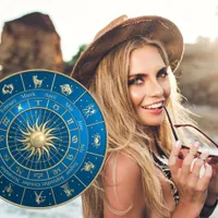 Horoscop 12 mai. Luna plină în Scorpion aduce o zi dificilă Berbecilor. Gemenii, relații tensionate - Foto: Freepik, PNGEGG (Imagine cu rol ilustrativ)