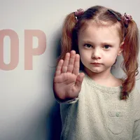 70% din dosarele în care copiii sunt abuzaţi, clasate. Minorii, lăsaţi fără apărare de justiţie  - Foto: EduPedu.ro / imagine cu caracter ilustrativ