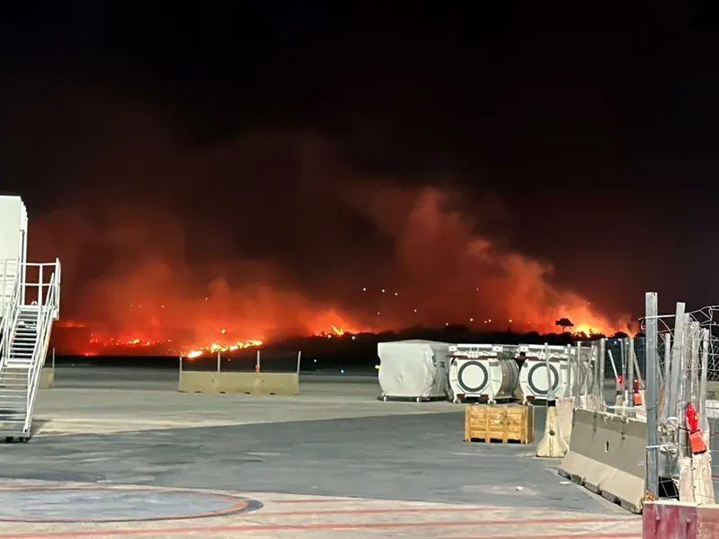 Aeroportul din Palermo, închis din cauza incendiilor - Foto: Profimedia Images