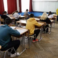 Elevi în sala de examen Foto (caracter ilustrativ) INQUAM PHOTOS/Sabin Cirstoveanu