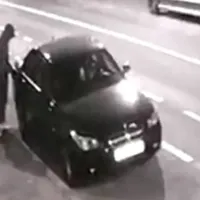 I-a pus zahăr în rezervor și i-a tăiat două roți Foto: captura aradon.ro