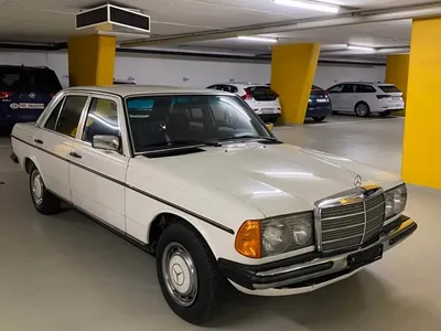 Mercedes „Cobra” impecabil, de 45 de ani vechime - Foto: Facebook Automarkt Schweiz