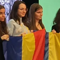 Performanță extraordinară obținută de elevele românce la Olimpiada Europeană feminină de Matematică - Foto: Facebook/ Societatea de Stiinte Matematice din Romania
