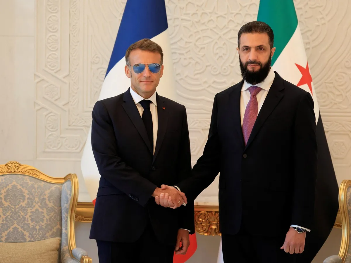 VIDEO Alertă, la Damasc! Două bombe au explodat în timpul vizitei președintelui Franței Emmanuel Macron