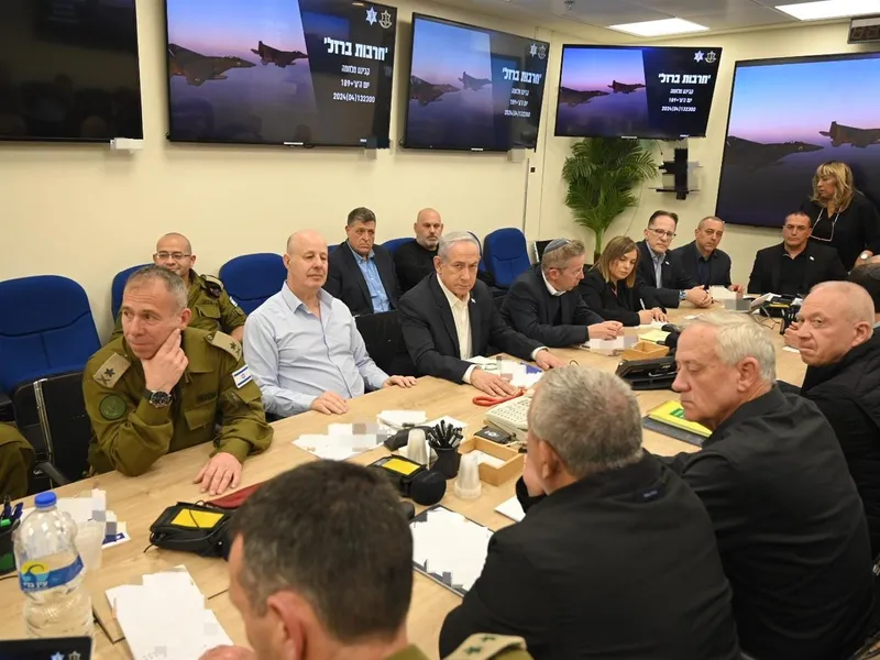 Ministrul Benjamin Netanyahu participă la o reuniune a cabinetului de război la Ministerul israelian al Apărării din Tel Aviv, Israel. Foto: profimedimages.ro