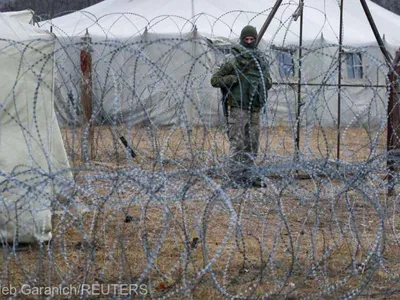 Zid la granița dintre Ucraina și Belarus - Foto: Reuters