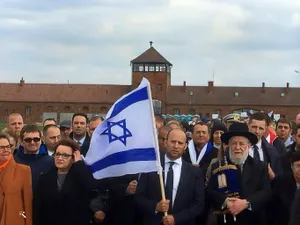 Coaliția anti-Netanyahu a semnat acordul de guvernare. Noul premier, Naftali Bennett, poate fi instalat duminică/FOTO: Facebook/Naftali Bennett