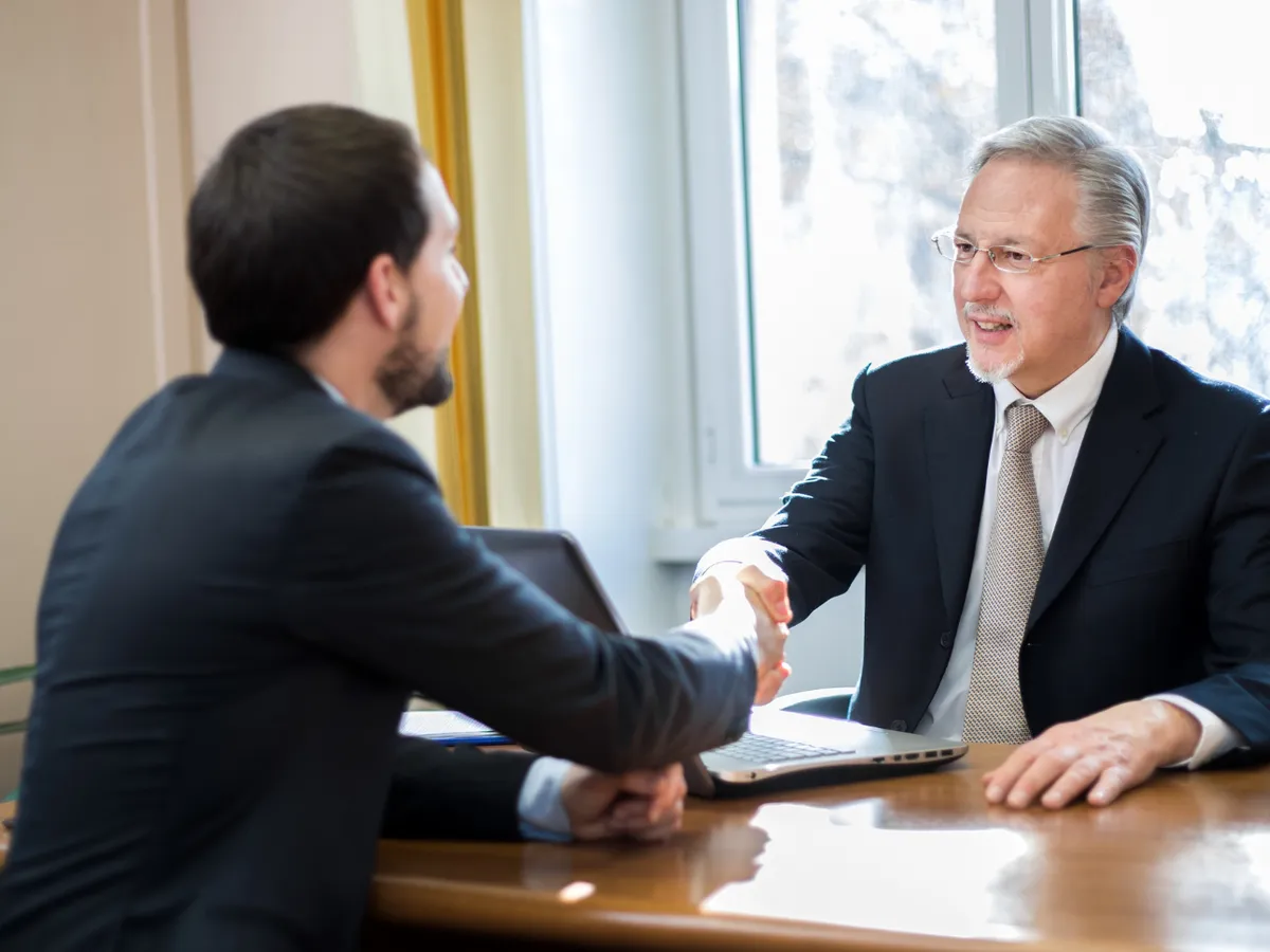 Avocat și client - Foto: Freepik (Imagine cu rol ilustrativ)