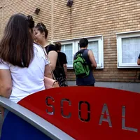 Agitație post-examen/FOTO: libertatea.ro