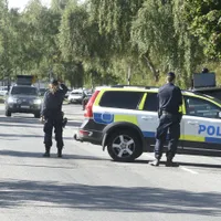 Poliția din Suedia cere interzicerea vestei antiglonț de către civili: Cresc împușcăturile spre cap - Foto: Profimedia images